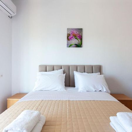 Zacharias Apartments Himare Exterior photo