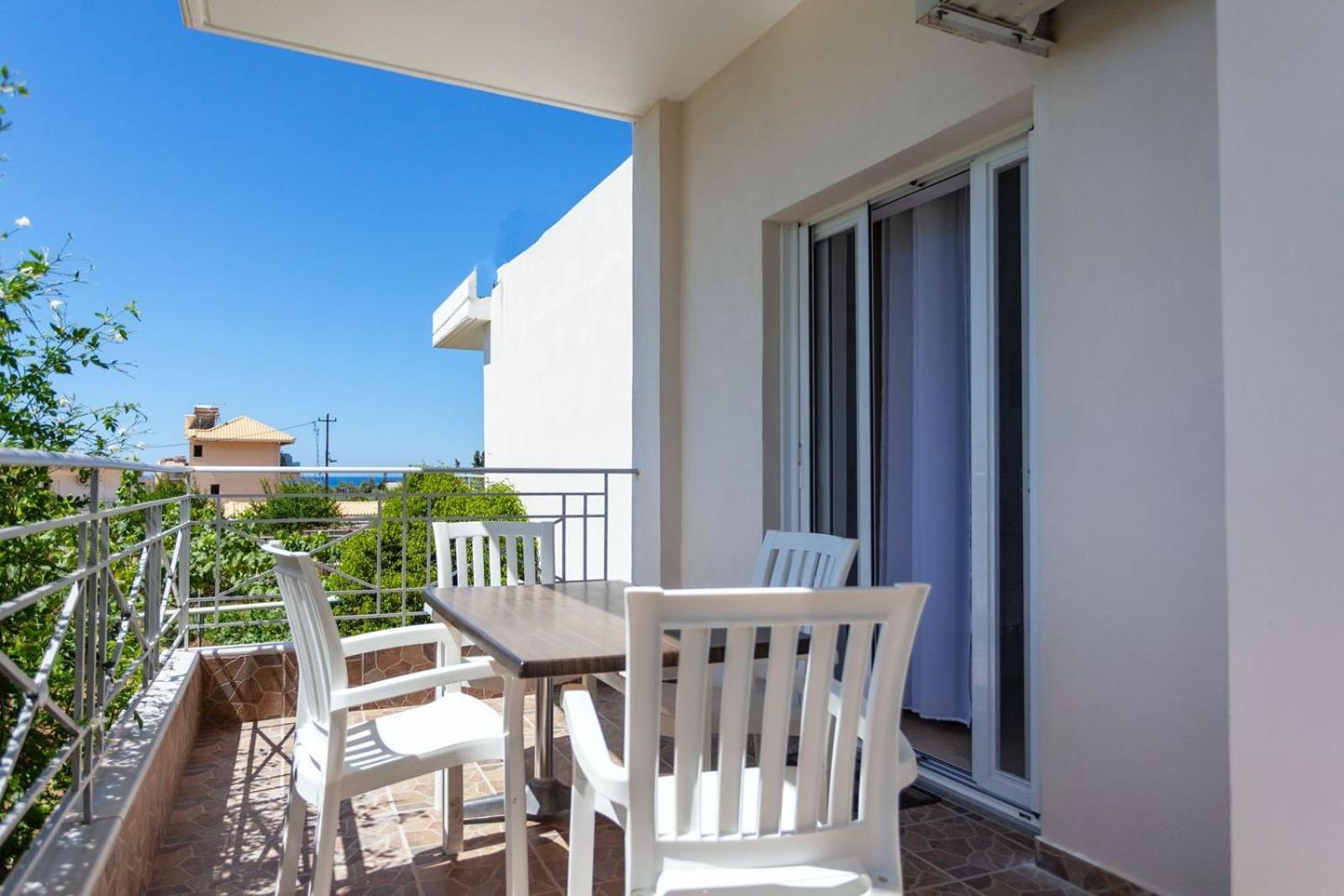Zacharias Apartments Himare Exterior photo