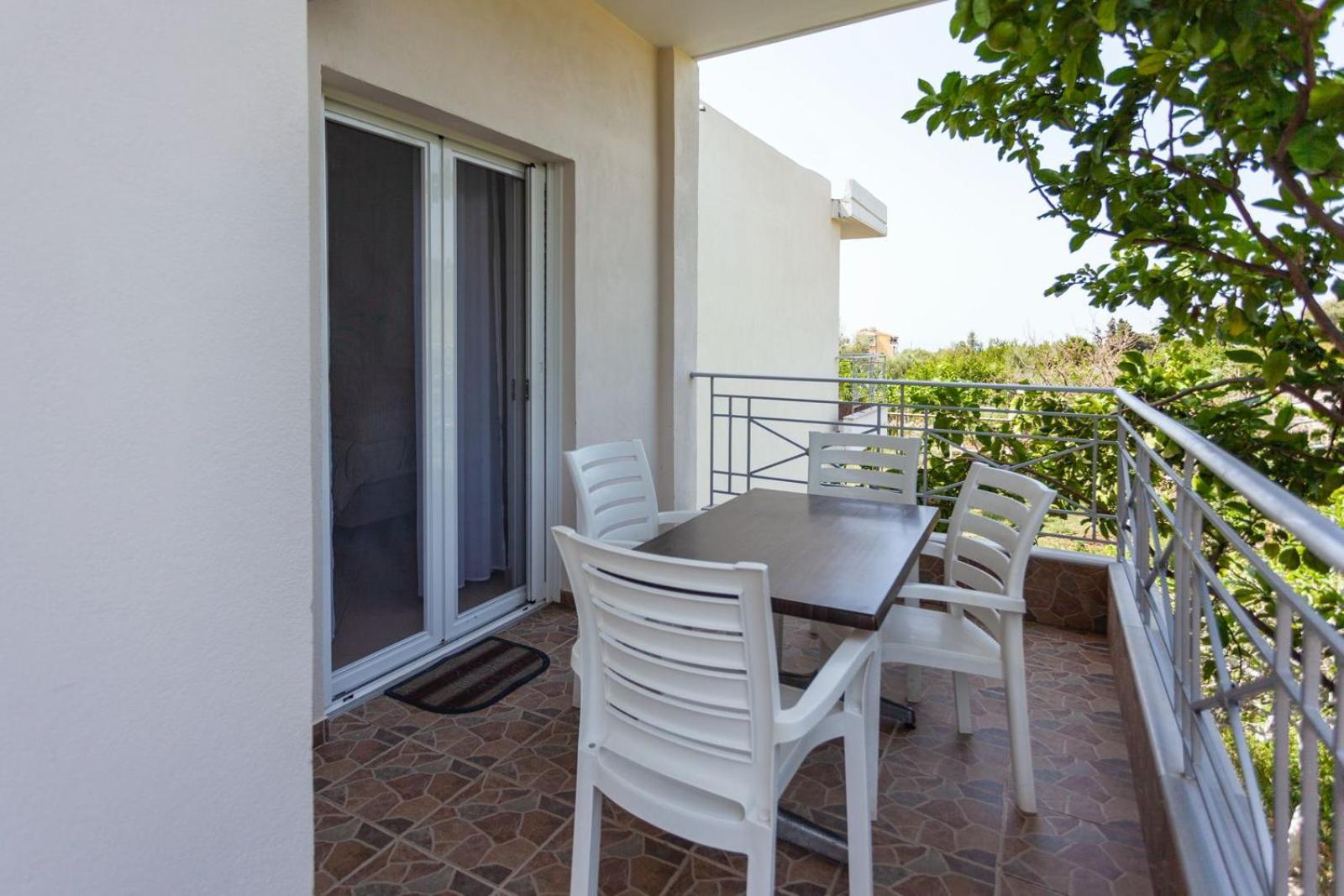 Zacharias Apartments Himare Exterior photo