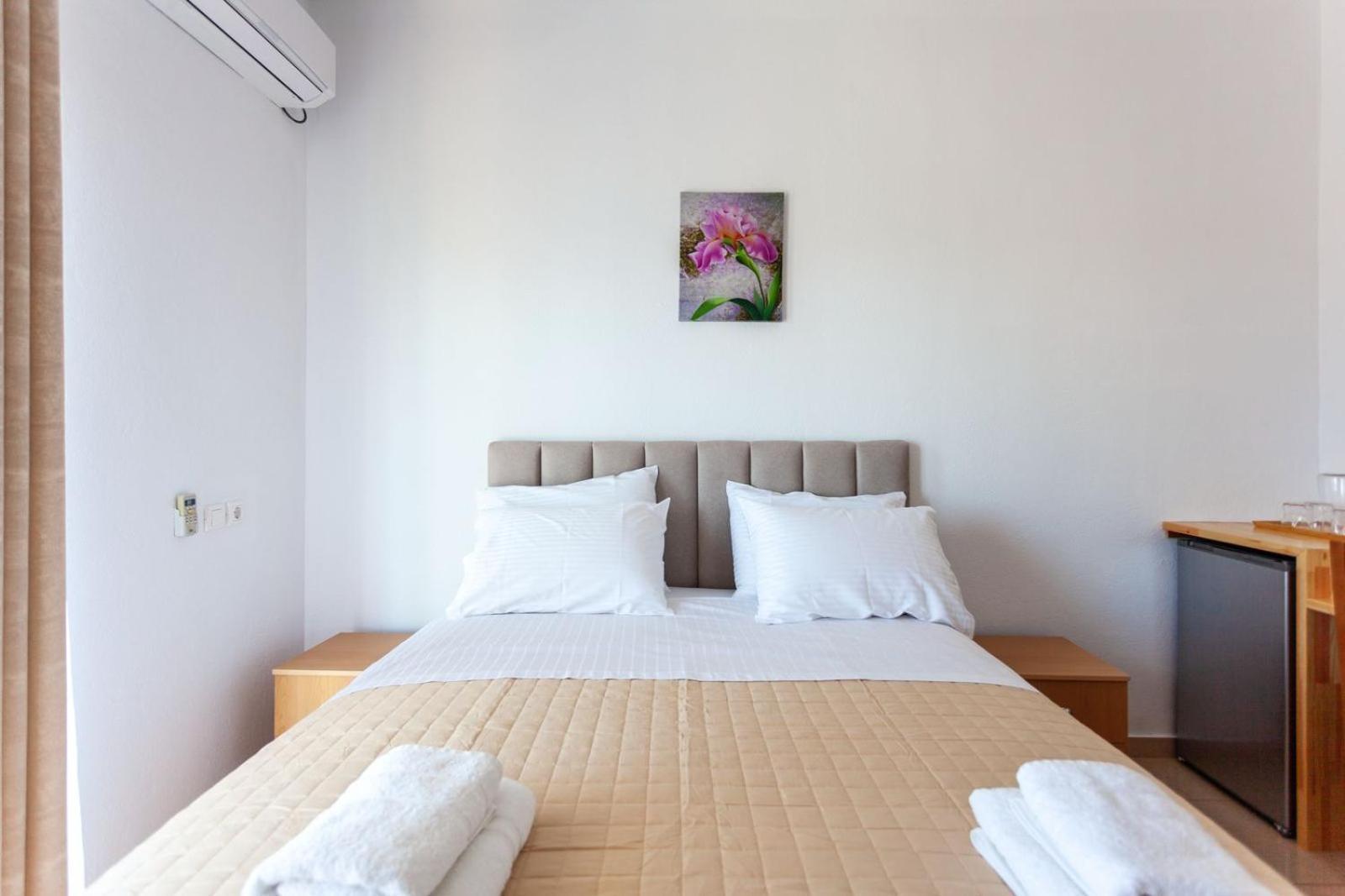 Zacharias Apartments Himare Exterior photo